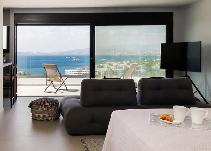 Experience Penthouse By Athens Riviera Suites